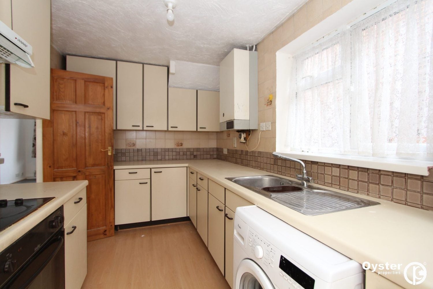 House Rivington Crescent in Greater London