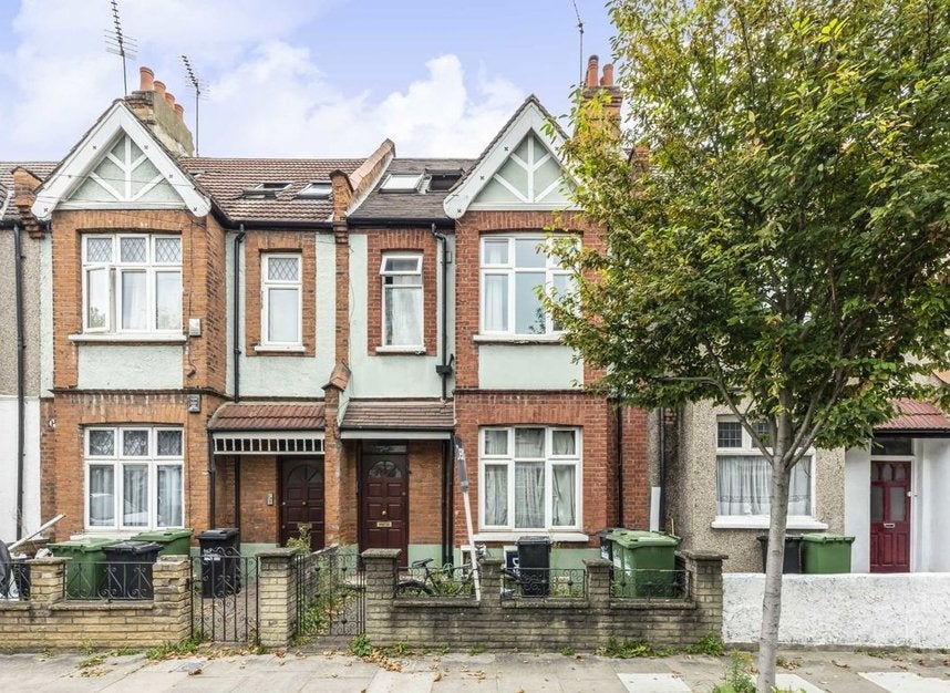 Flat Glenroy Street in Greater London