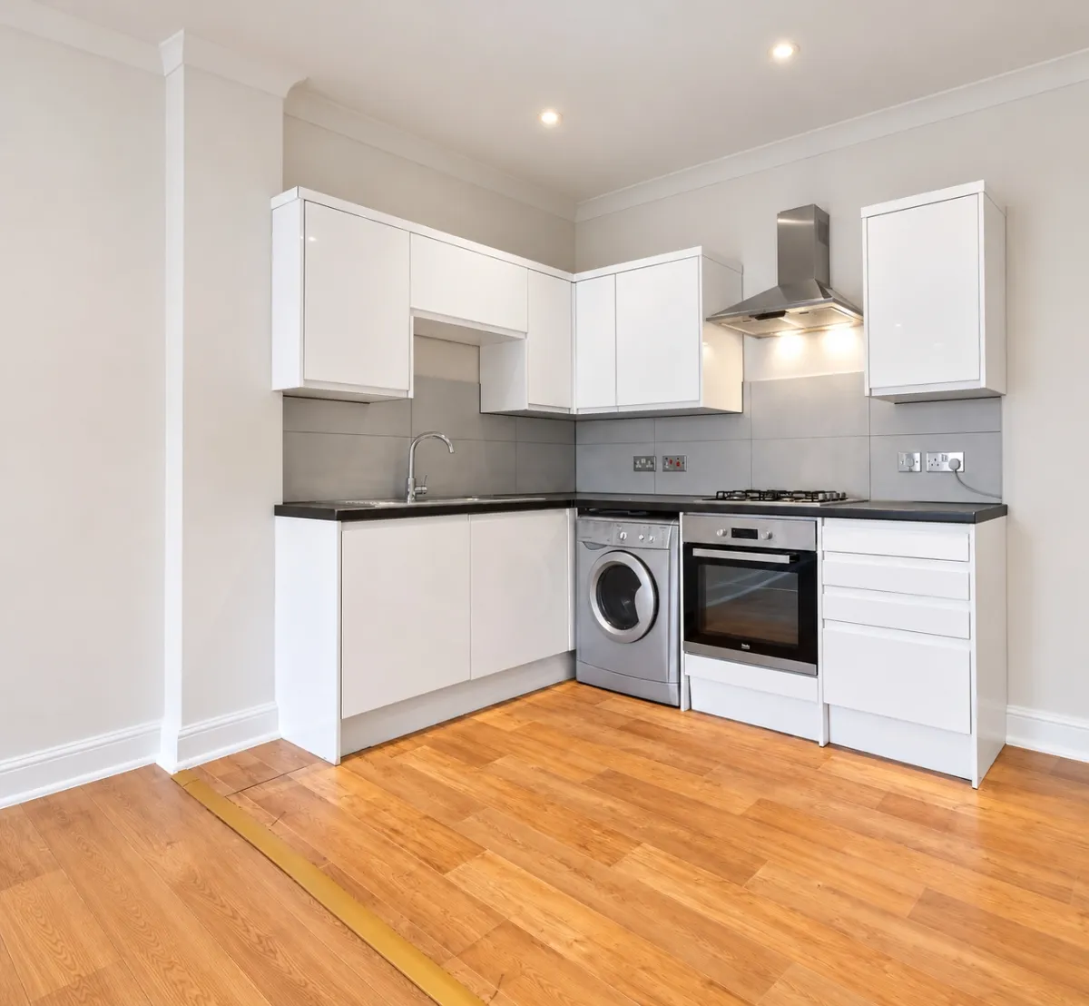 Flat Fonthill Road in Greater London