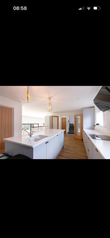 Room Birchwood Road in Bristol