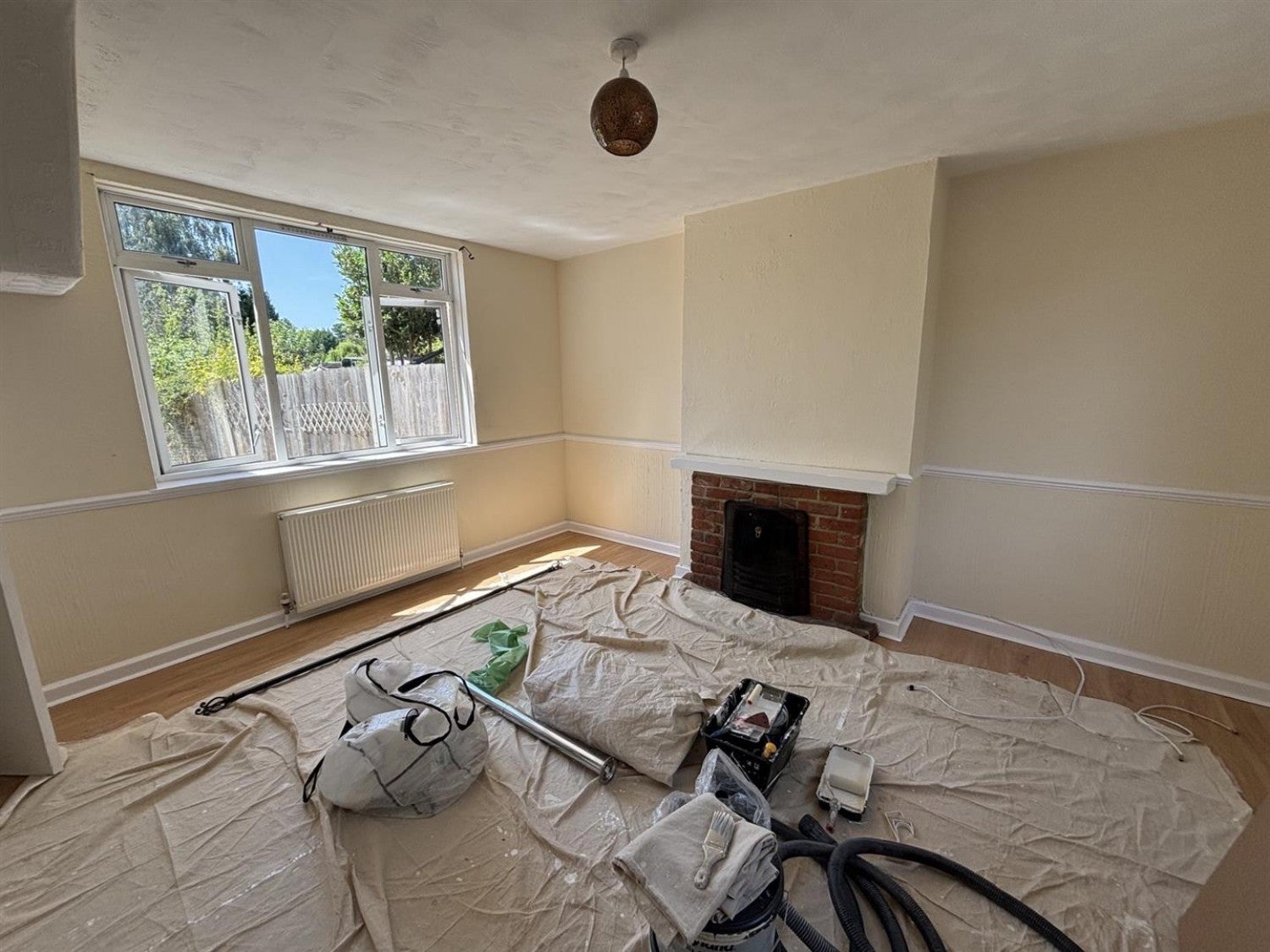 House Newcome Place in Rushmoor
