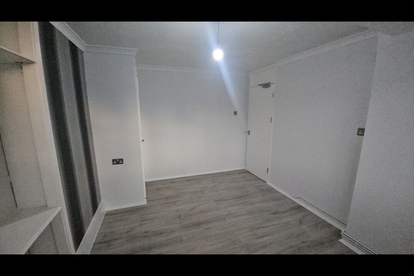 Flat Holme Close in Cheshunt
