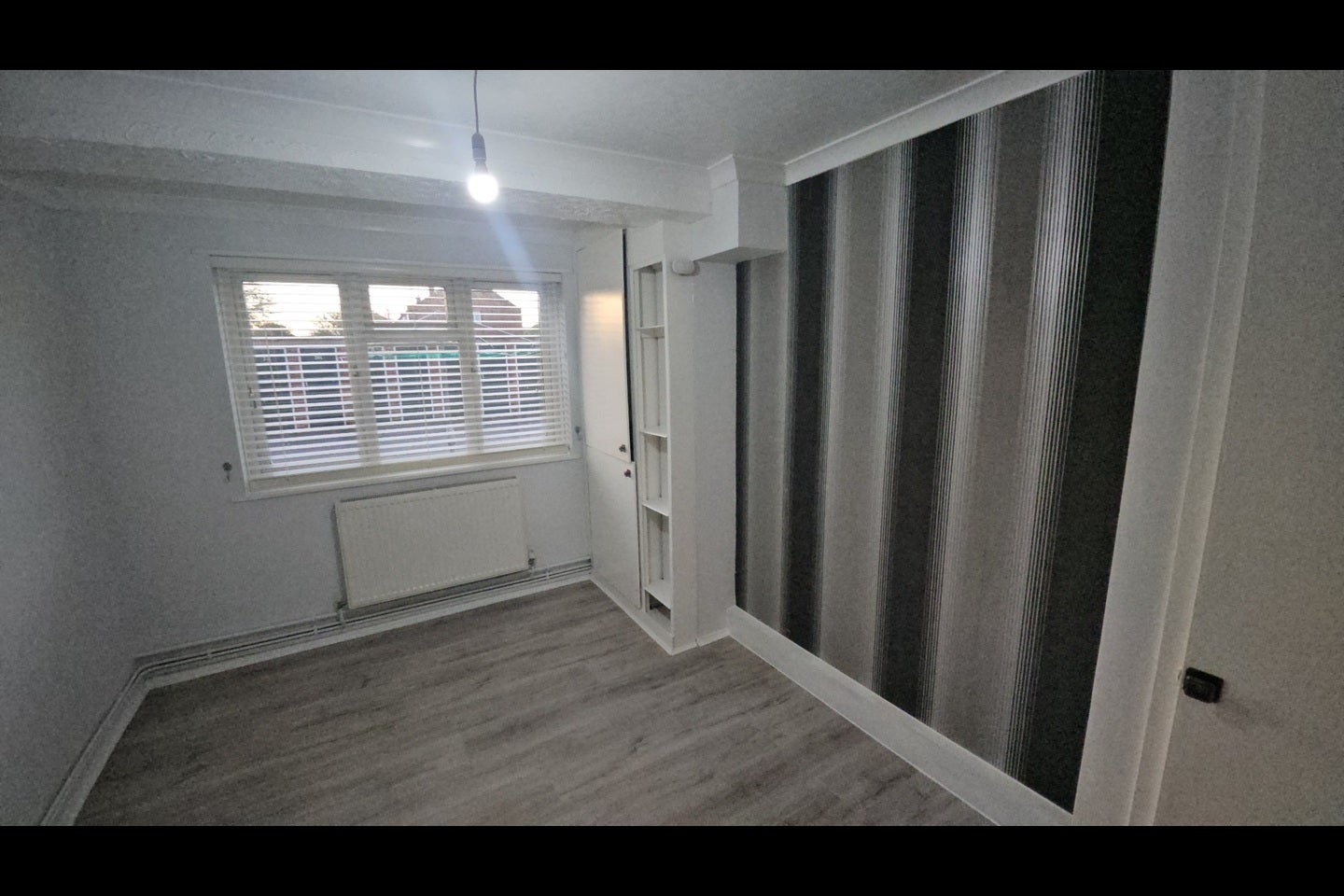 Flat Holme Close in Cheshunt