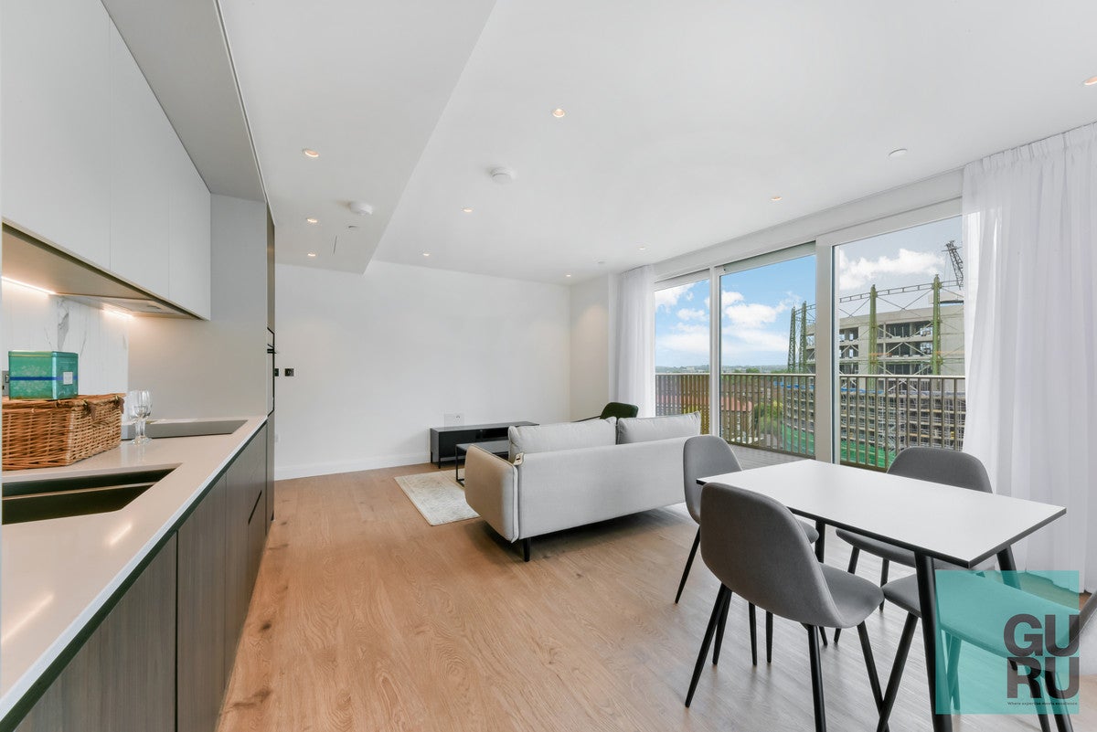Flat Gilkes Place in London