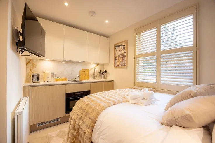 Flat Shirland Road in City of Westminster