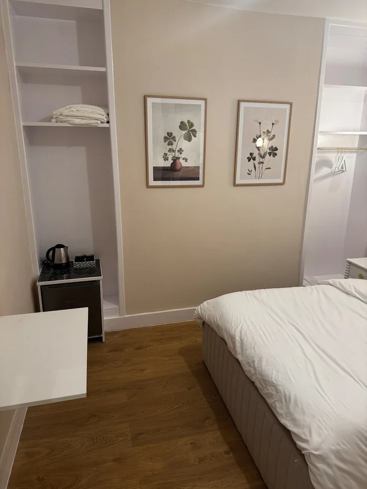 Flat Rye Lane in Greater London