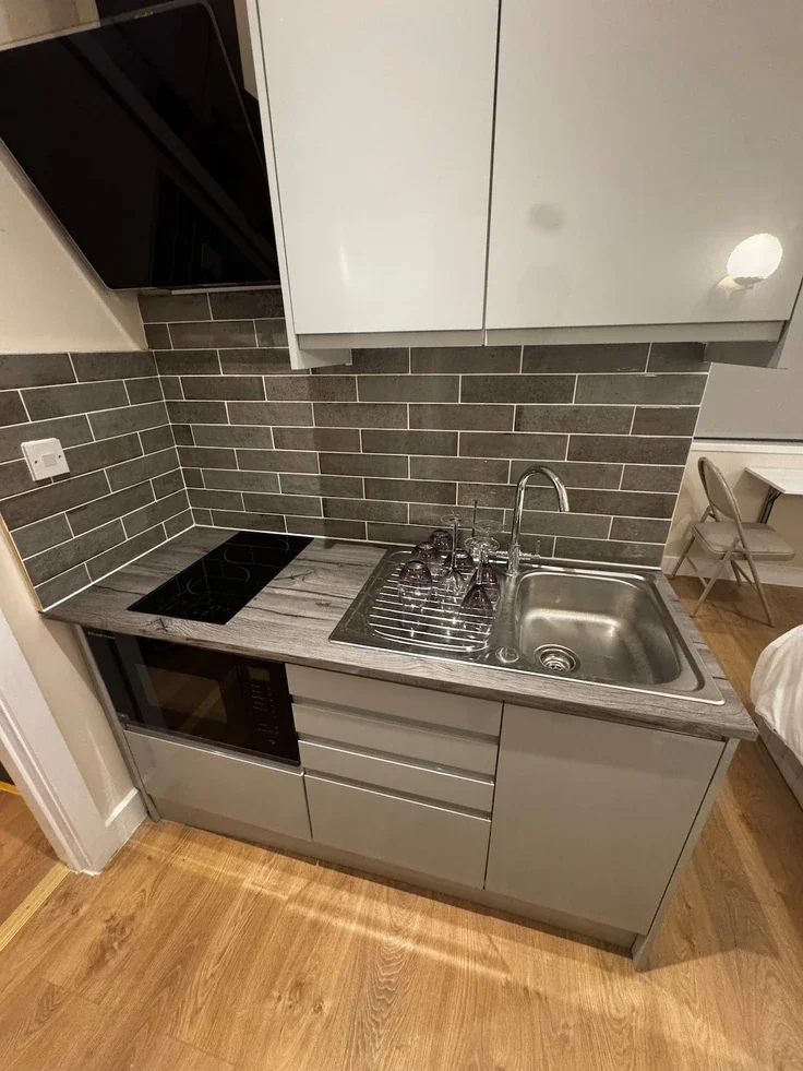 Flat Rye Lane in Greater London