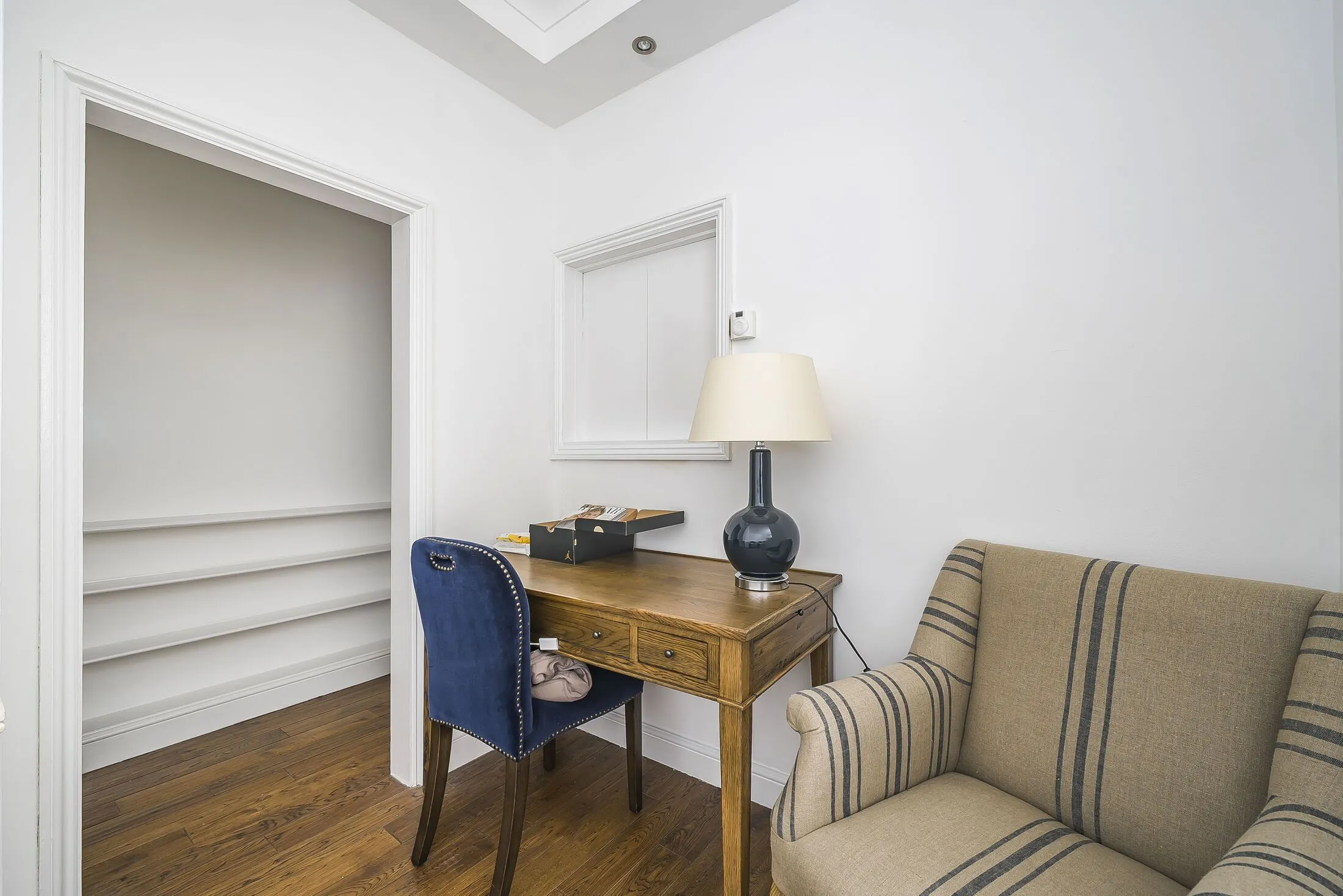 Flat Cranley Gardens in Greater London