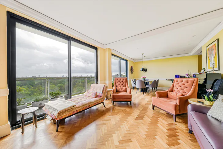 Flat Prince Albert Road in Greater London