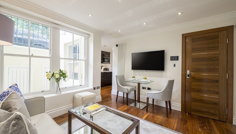 Flat Kensington Gardens Square in City of Westminster