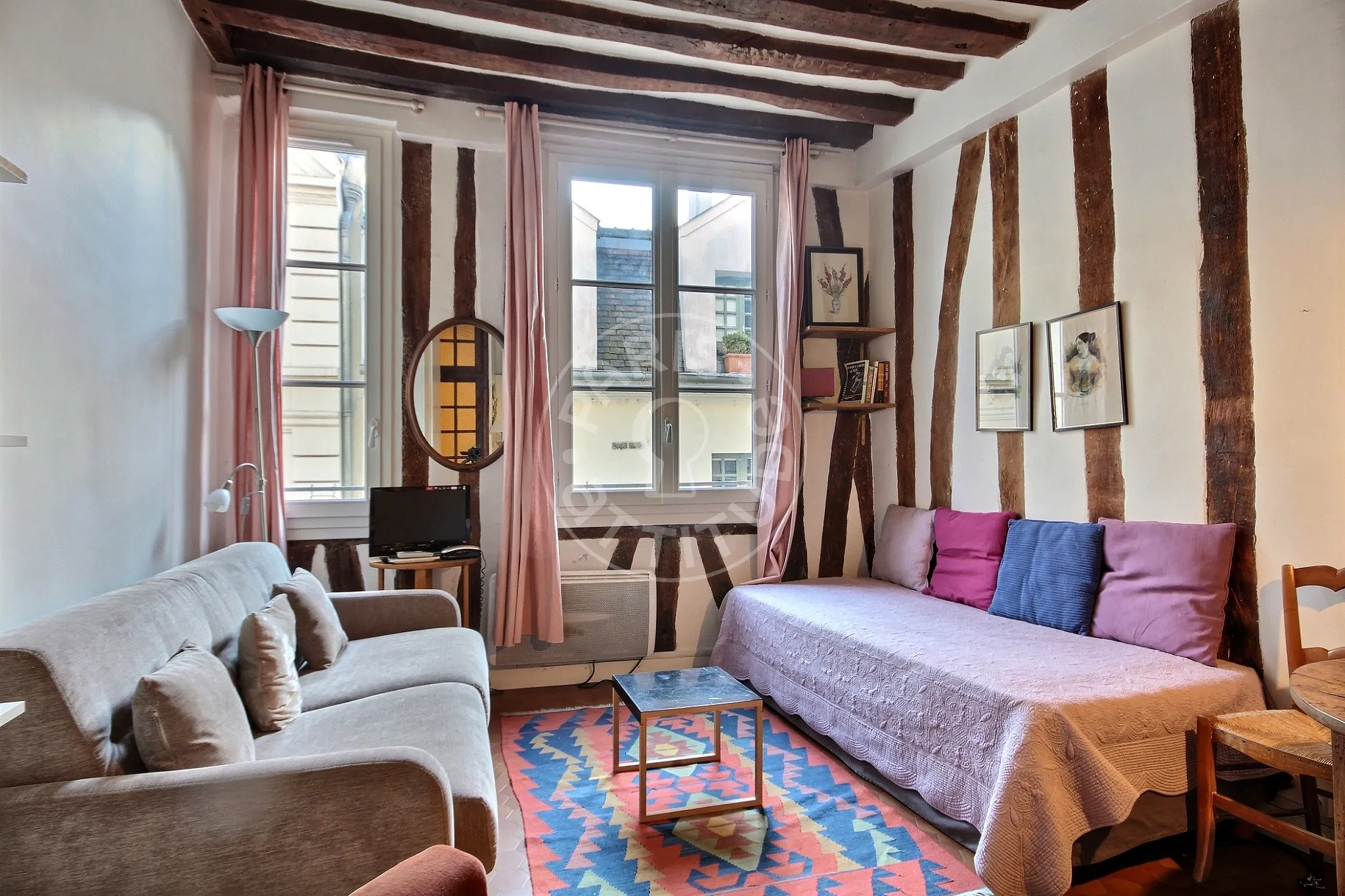 Appartement Rue de l'Hôtel Colbert à Paris