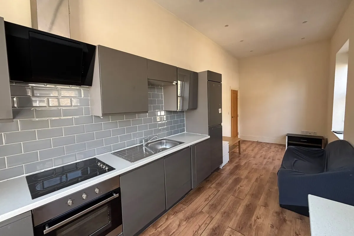 Flat John William Street in Kirklees
