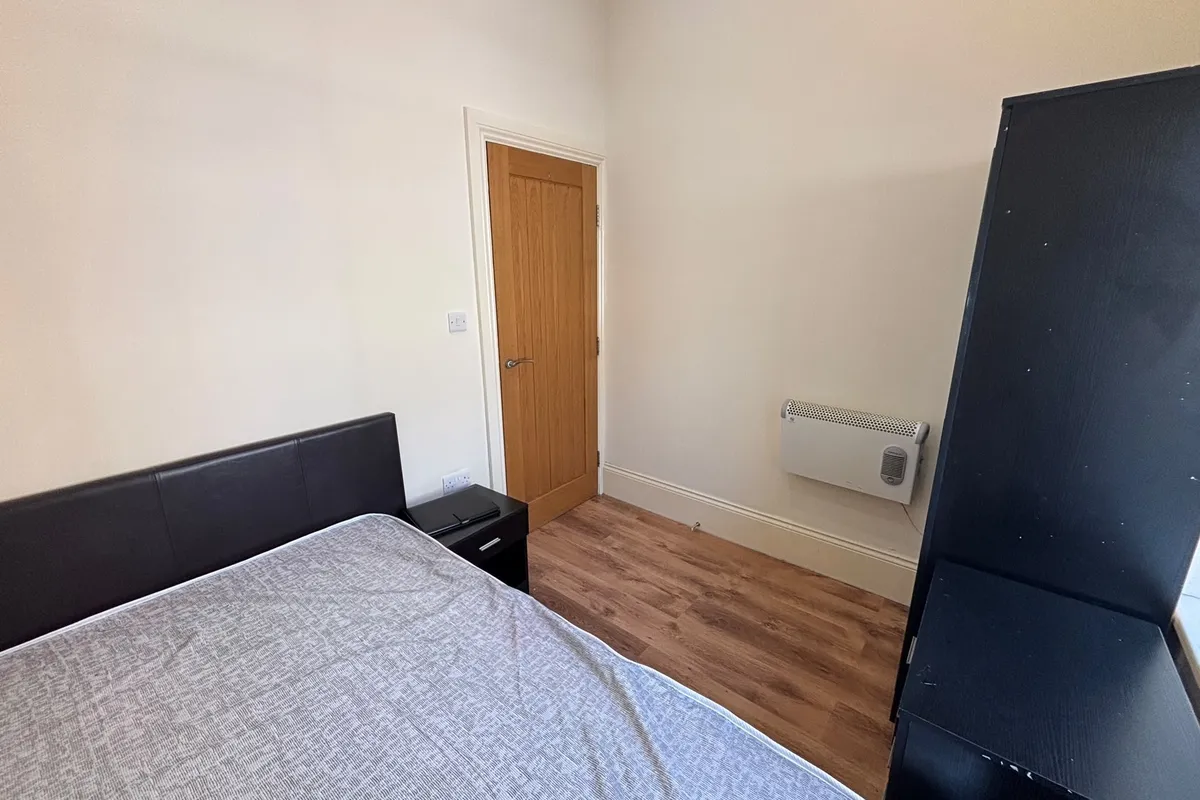 Flat John William Street in Kirklees