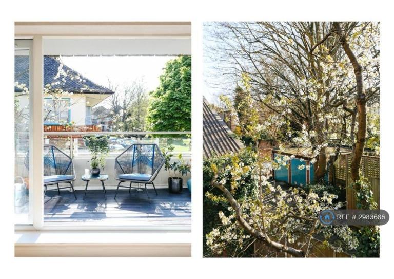 Flat Arcadia Avenue in Greater London