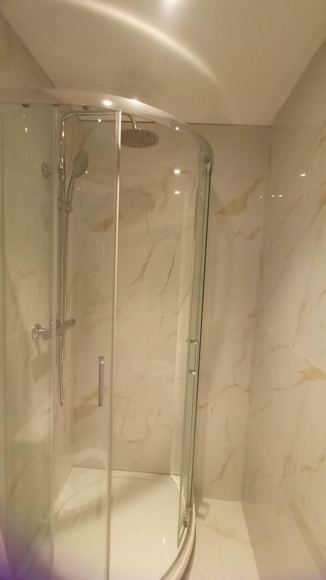 Flat Acton Lane in Greater London