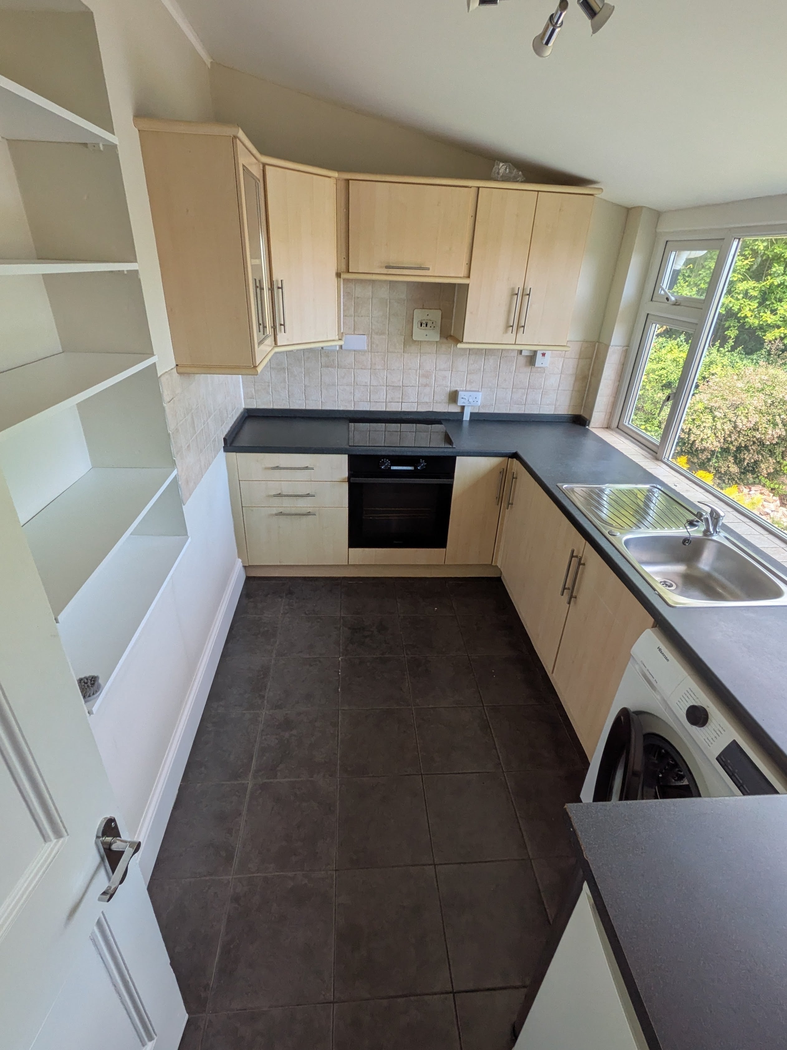 Flat Summerlands in Yeovil