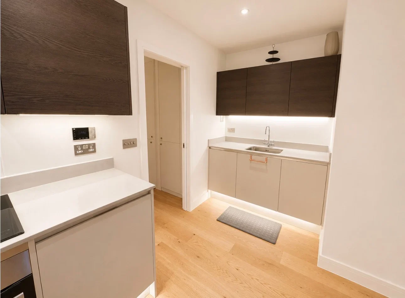 Flat Nobel Drive in Greater London