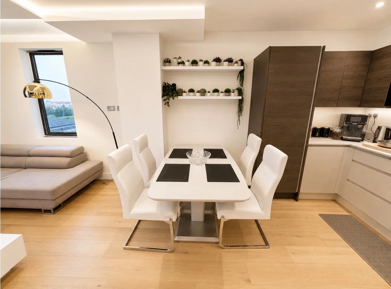 Flat Nobel Drive in Greater London