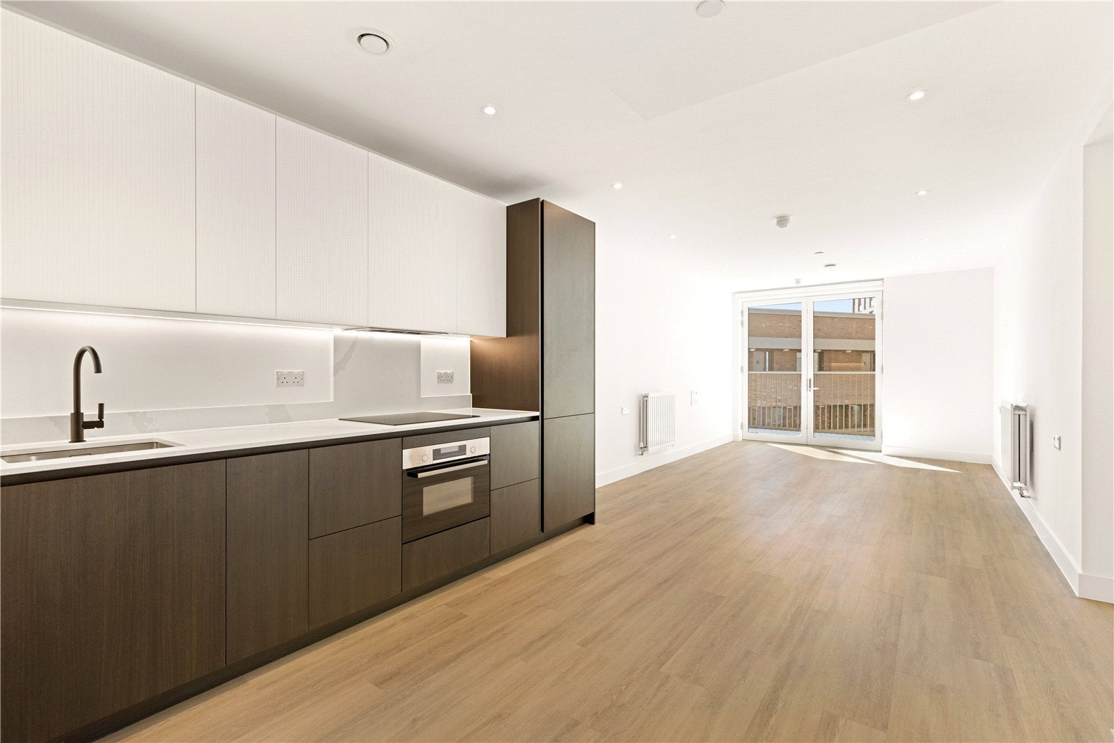 Flat Addison Road in London