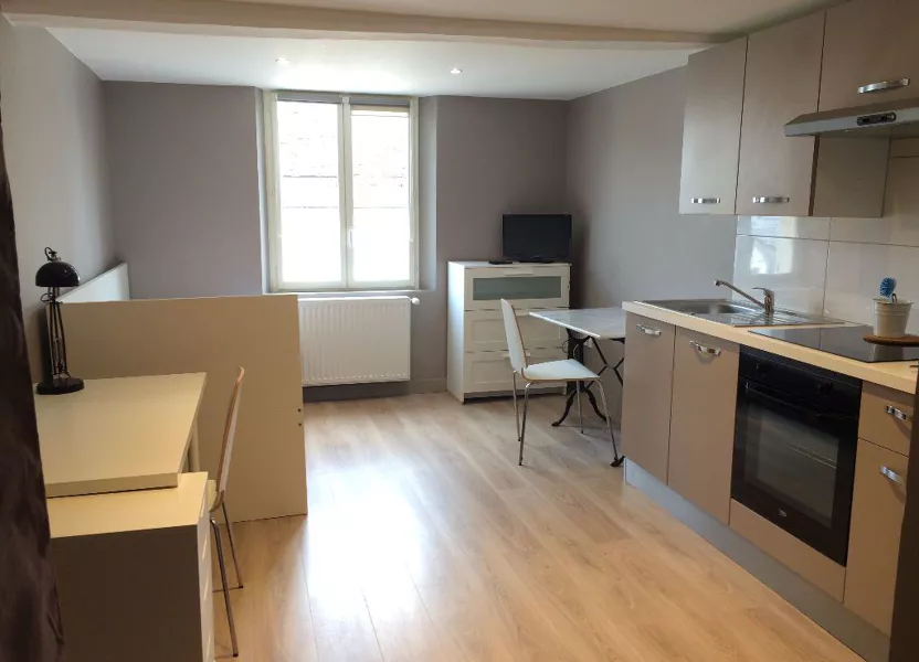Room Promenade Saint-Pierre des Minimes in Compiègne
