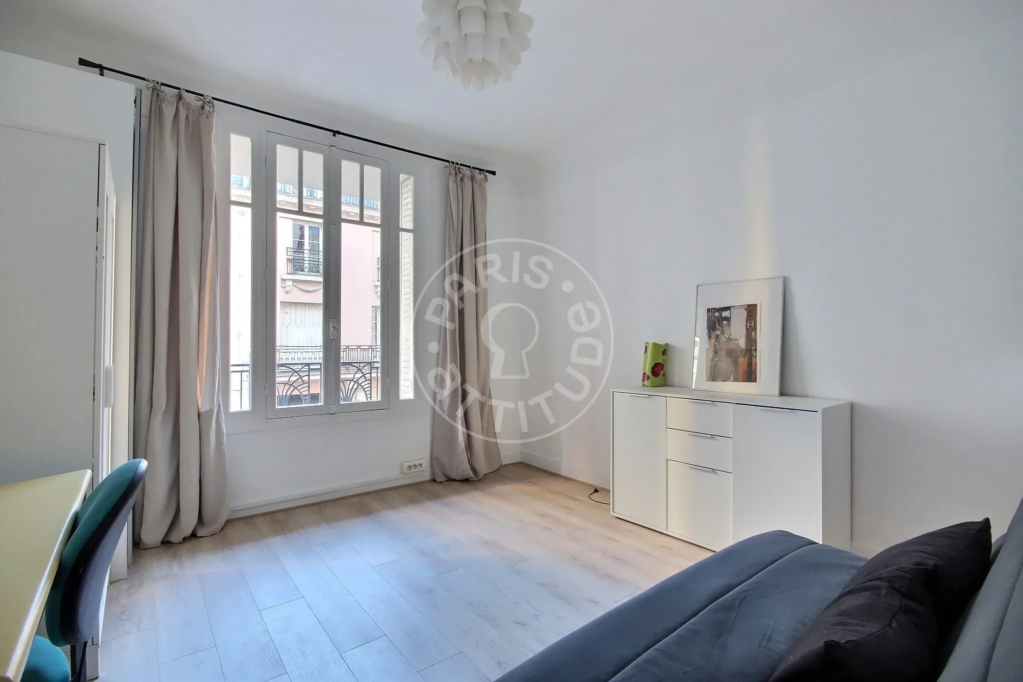 Appartement Rue François Mouthon à Paris