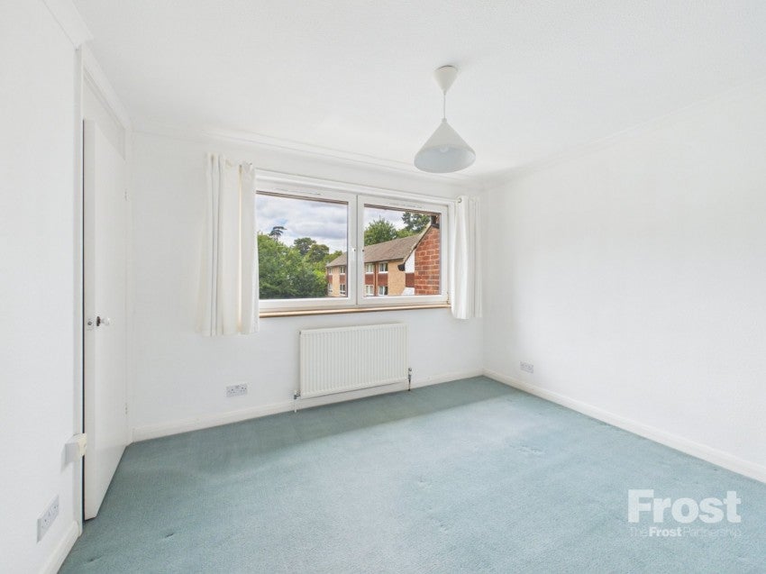Flat Fernley Court in Maidenhead
