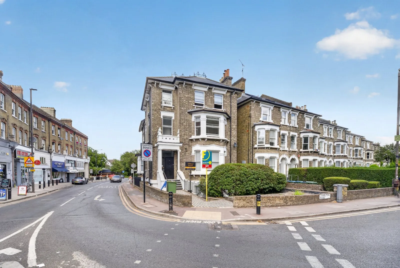 Flat Charlton Road in Greater London