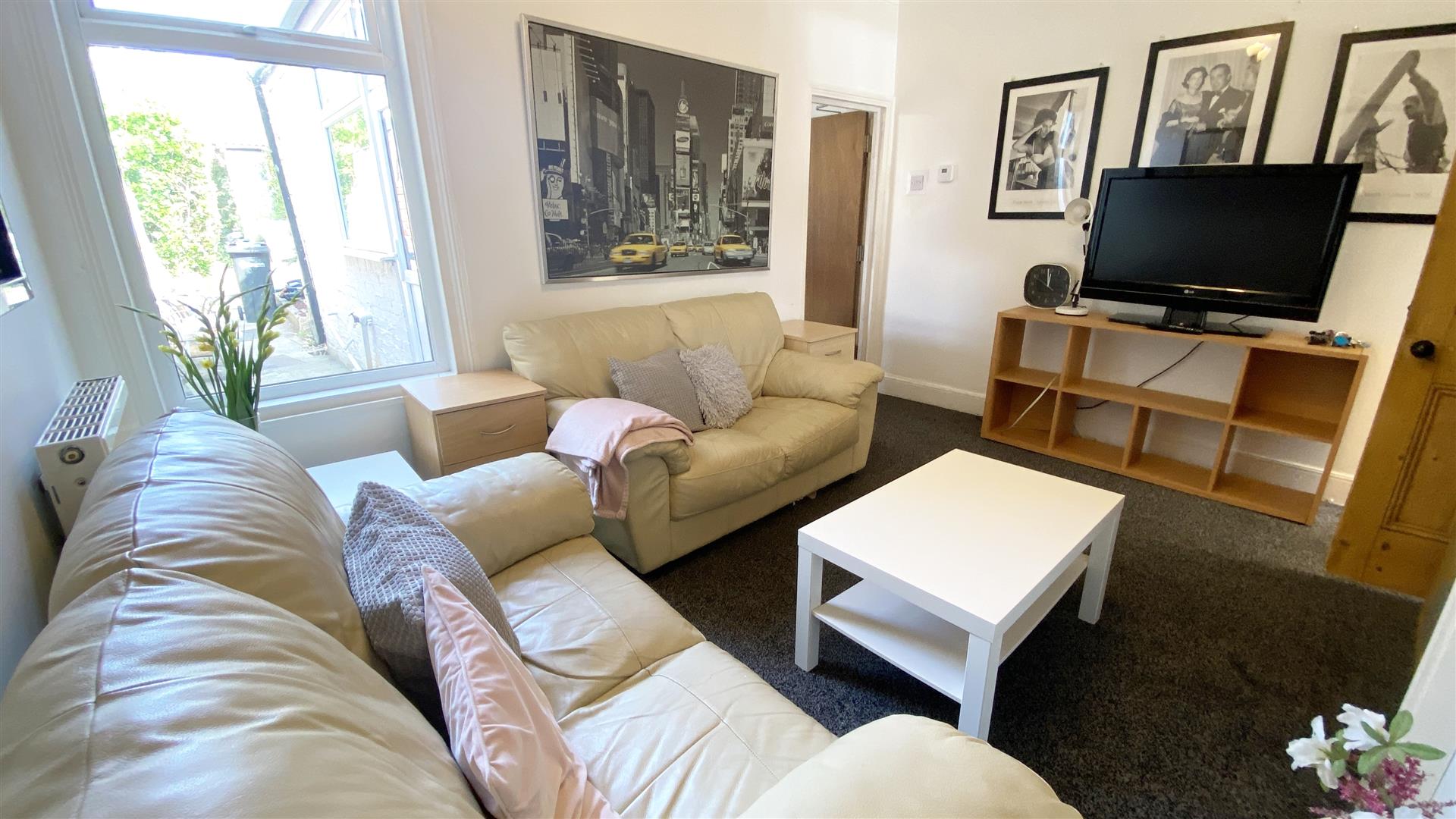 Room Percy Road in Portsmouth
