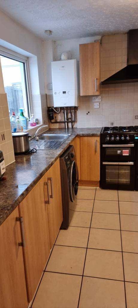 House Develin Close in Milton Keynes