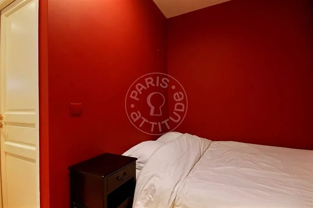 Appartement Rue de Ponthieu à Paris