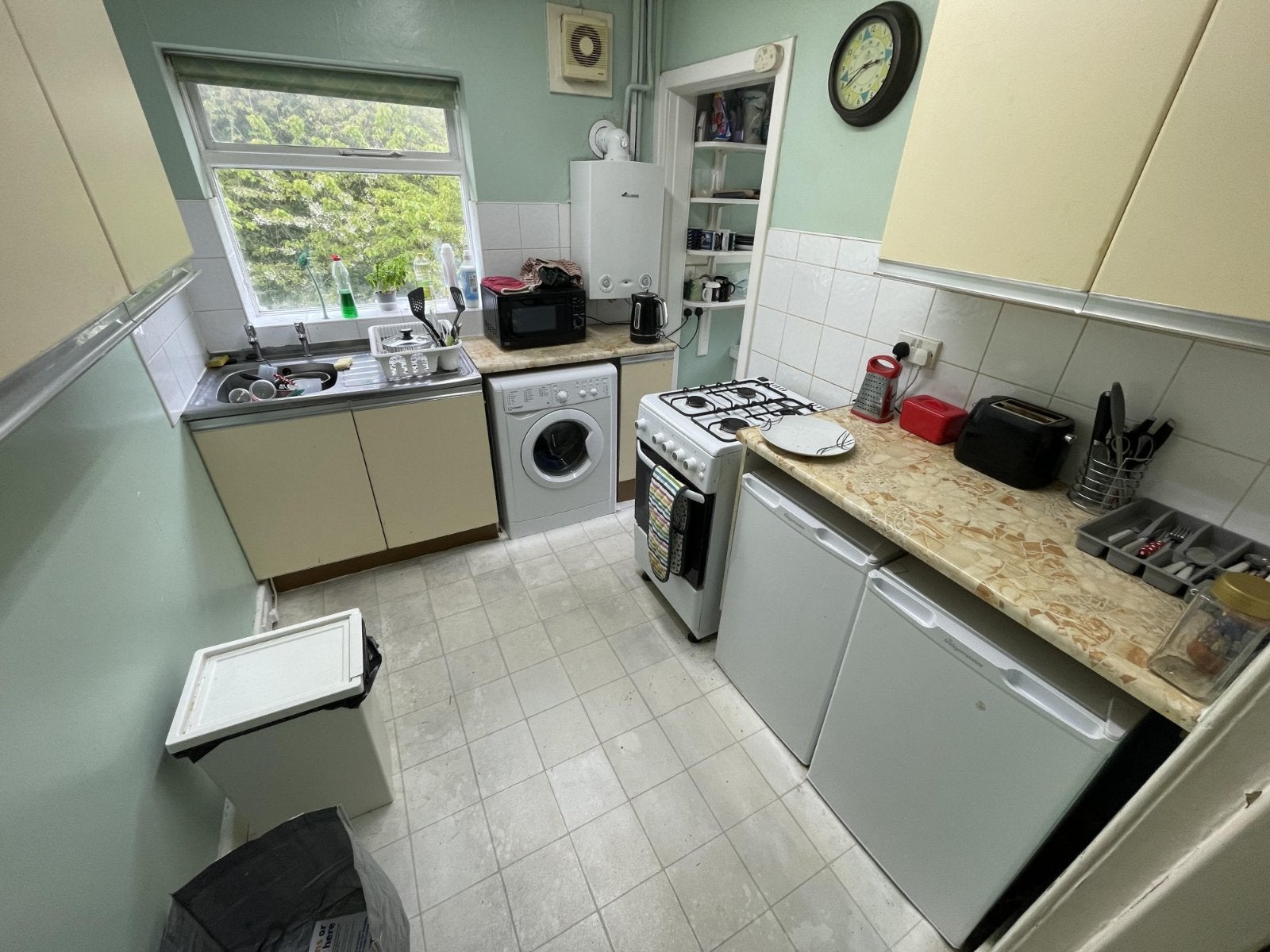 Flat Otley Road in Leeds