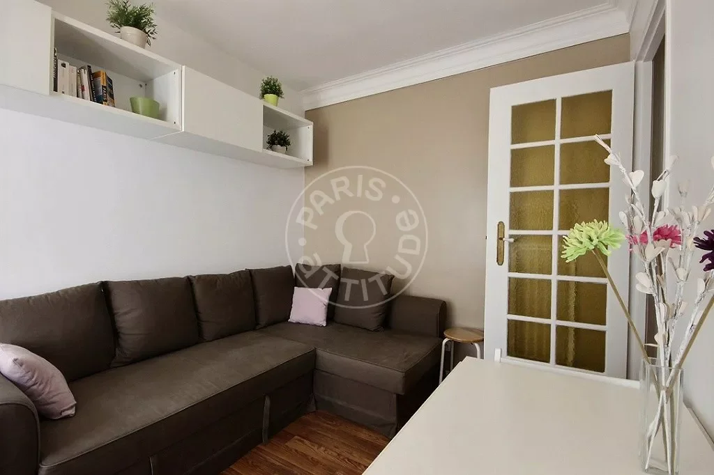 Appartement Rue Saint-Ambroise à Paris