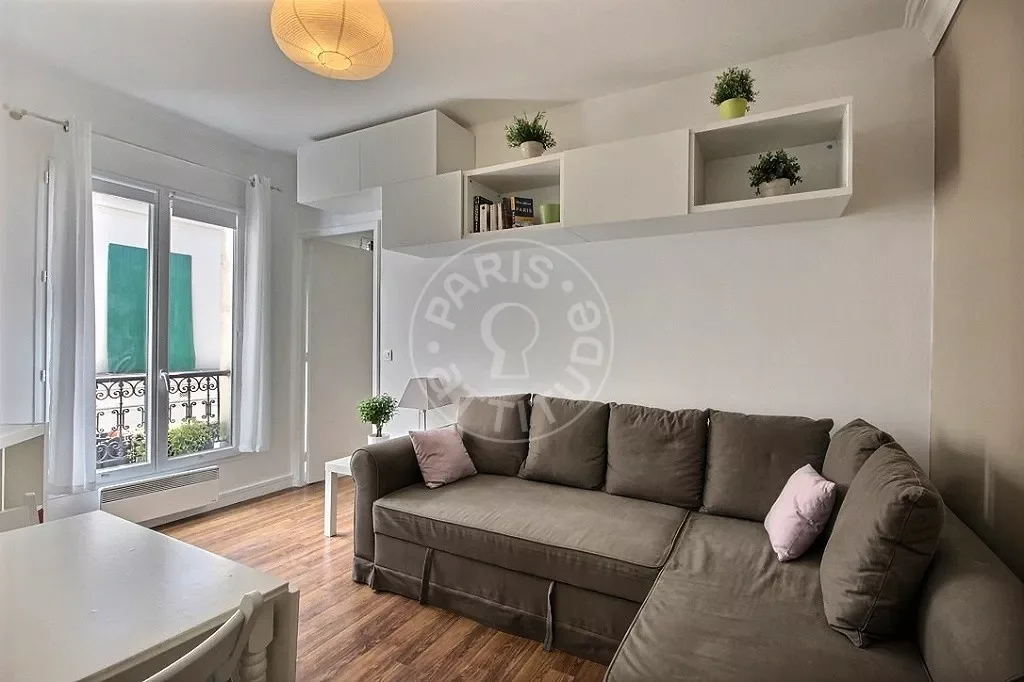 Appartement Rue Saint-Ambroise à Paris