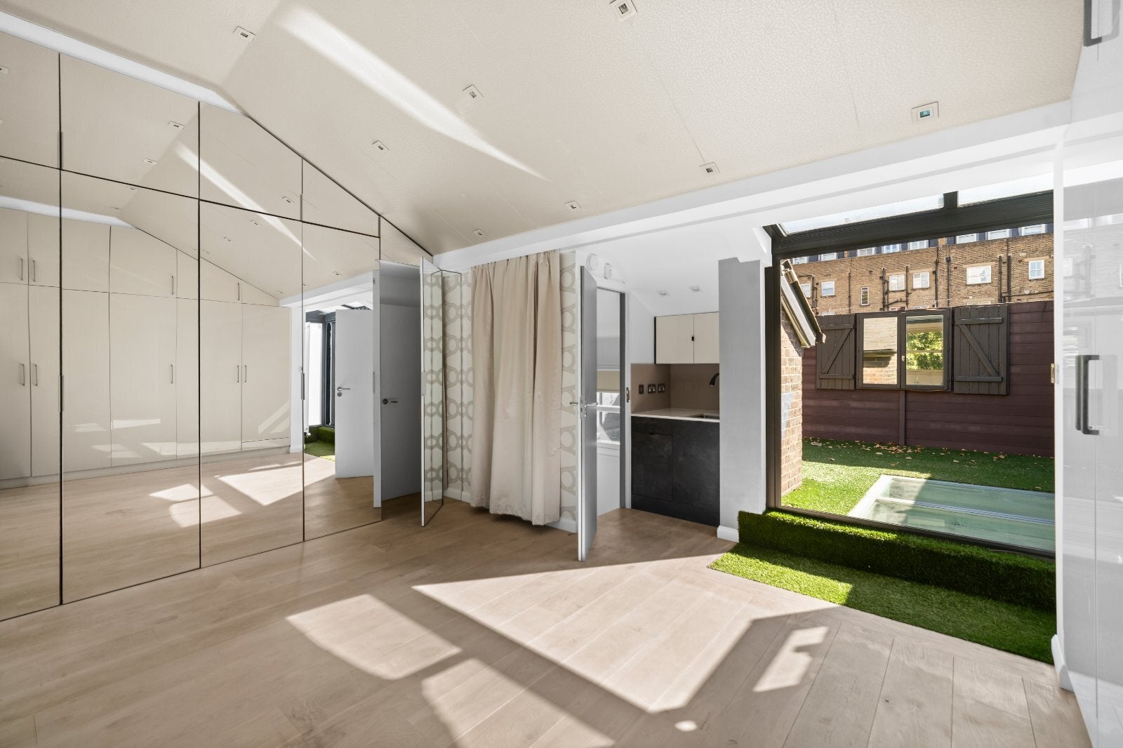 House Stanhope Gardens in Greater London