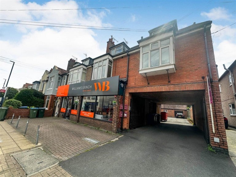 Flat Earlsdon Street in Coventry