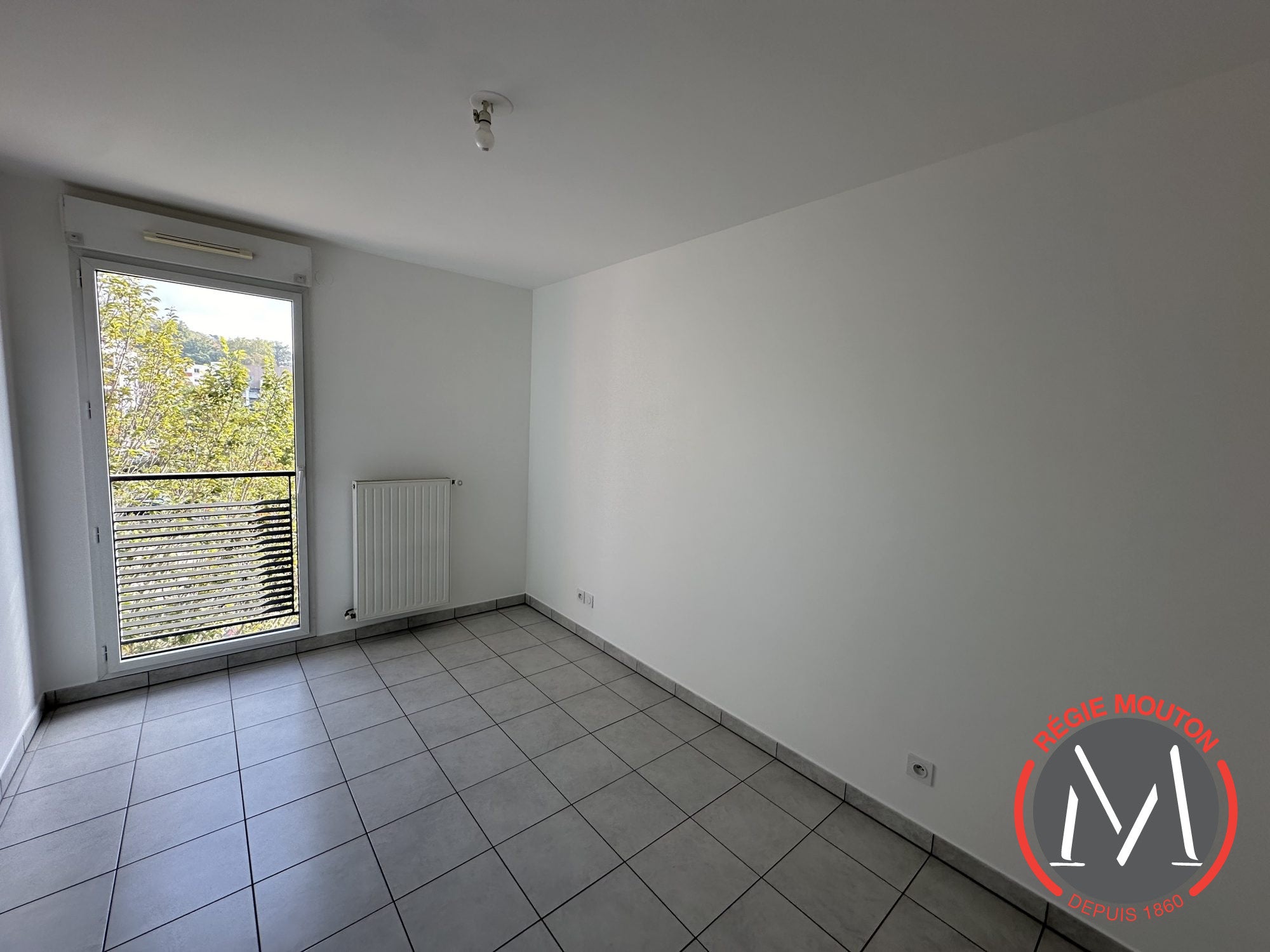 Flat Rue Gambetta in Fontaines-sur-Saône