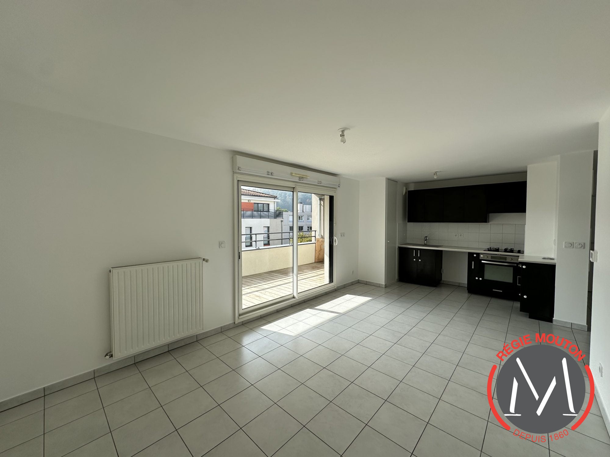 Flat Rue Gambetta in Fontaines-sur-Saône