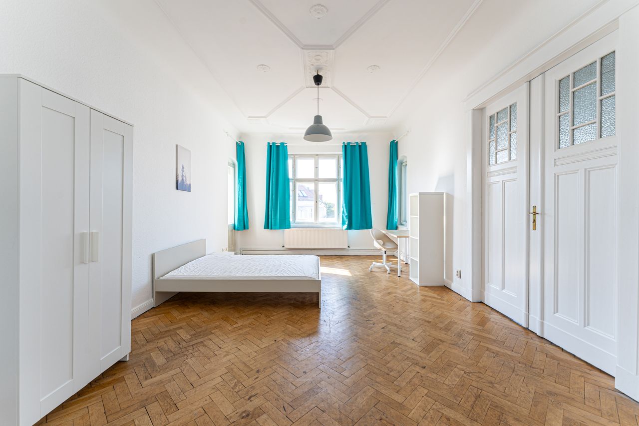 Zimmer Biebricher Straße in Berlin