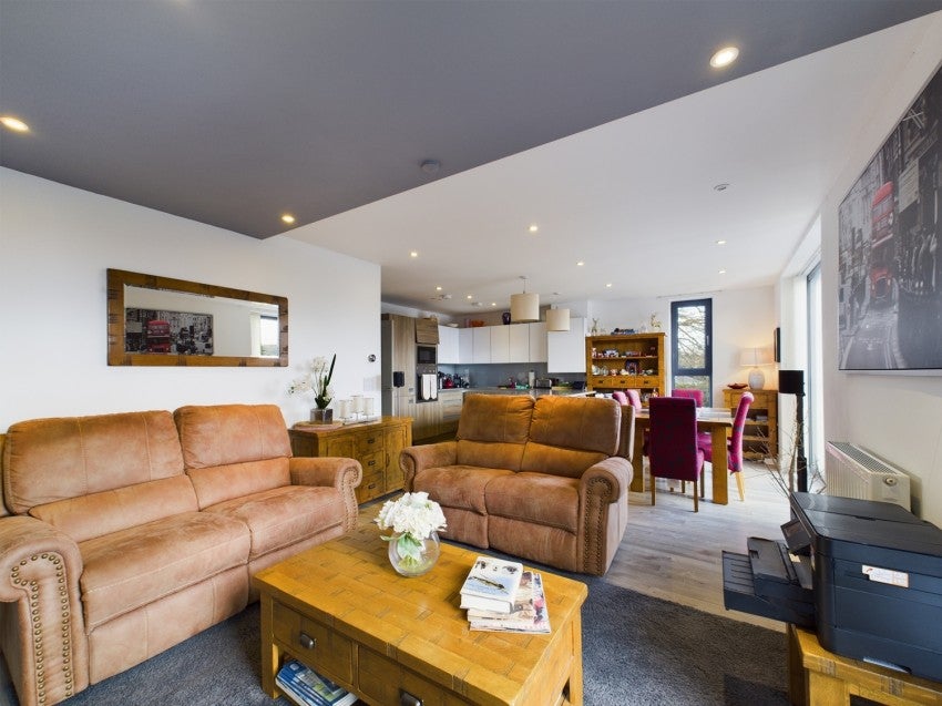 Flat Hatherley Gate in Cheltenham