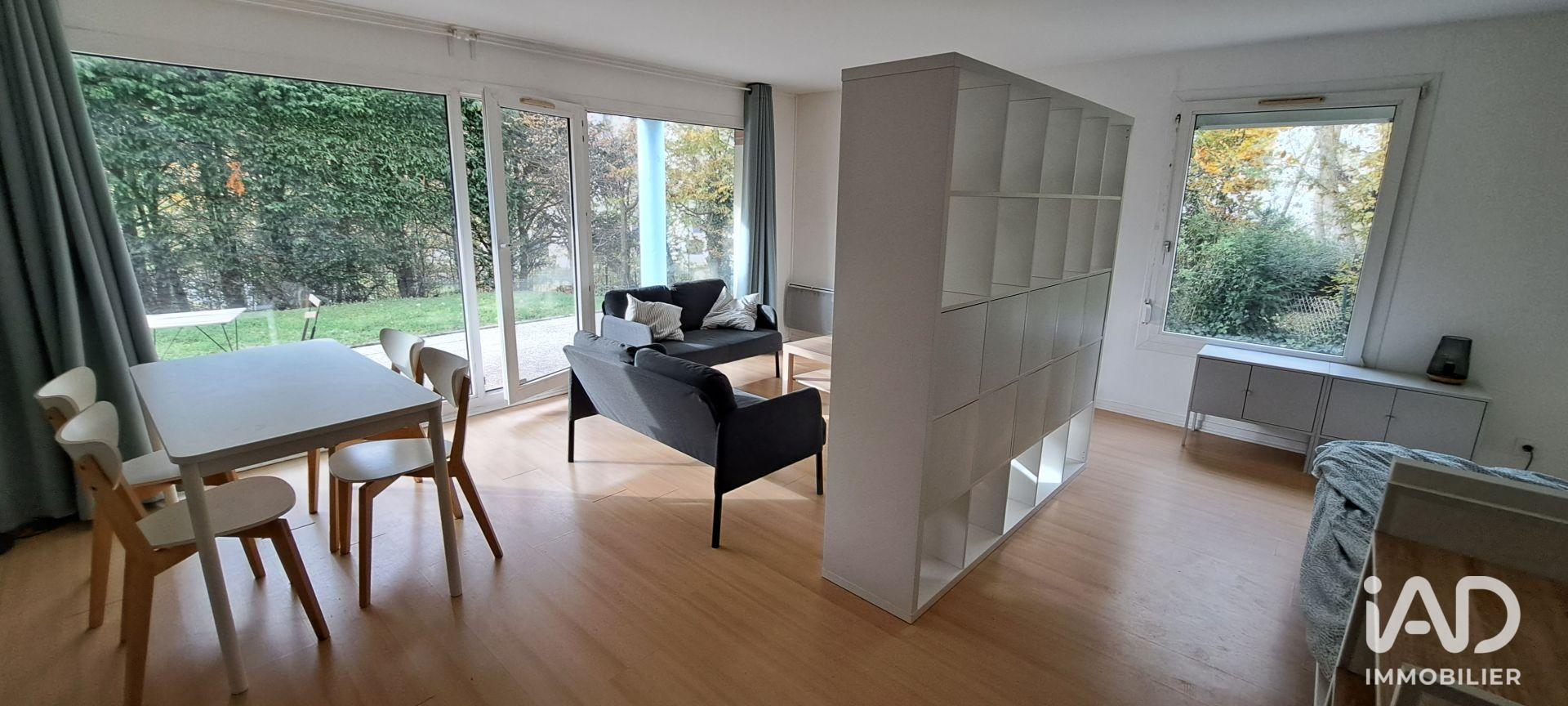Flat Rue de la Terminale in Cergy