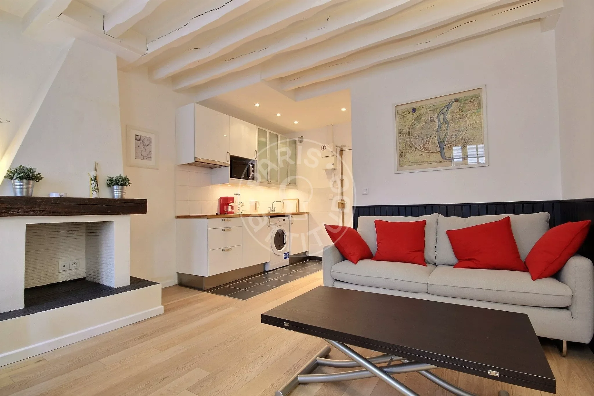 Flat Rue de Sèvres in Paris