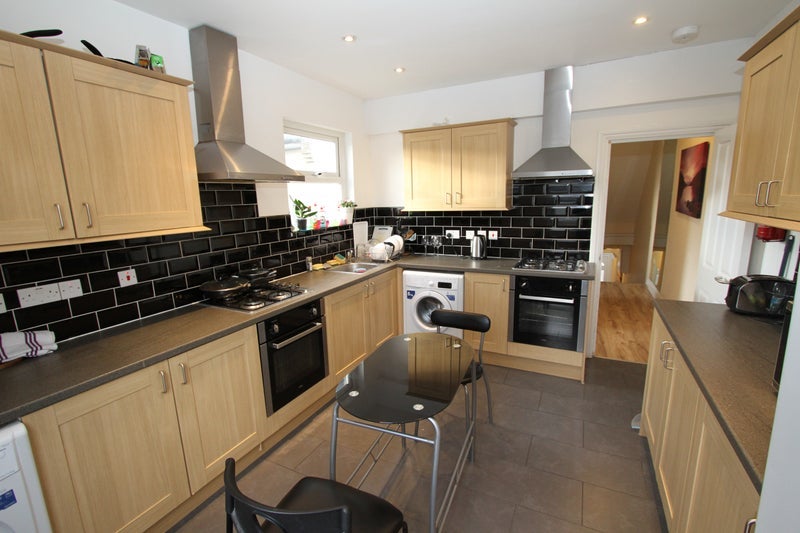 Room Third Avenue in Greater London