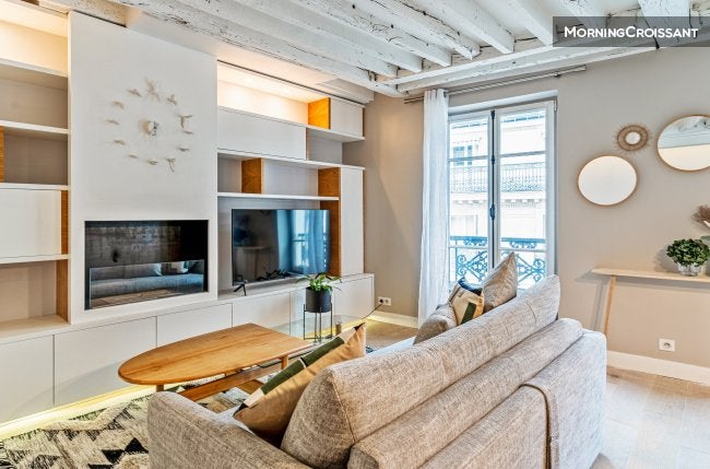 Flat Rue Mazarine in Paris