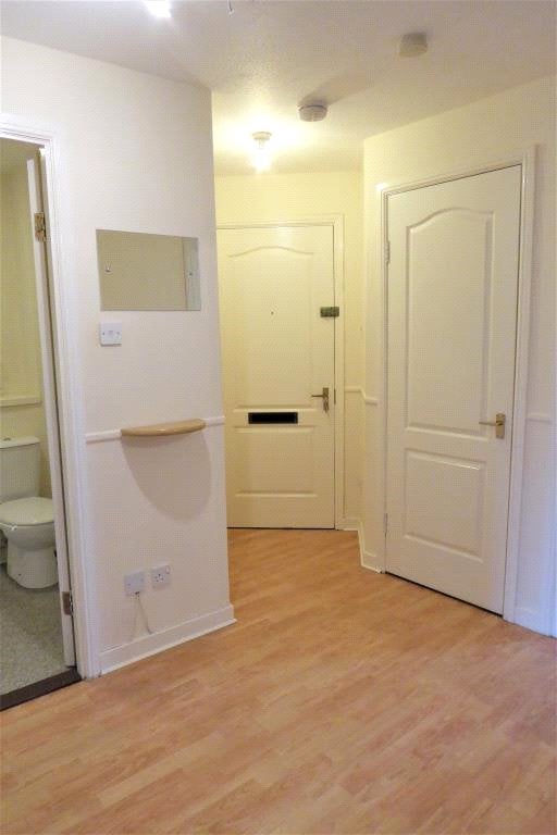 Flat Belmont Court in Kirkintilloch