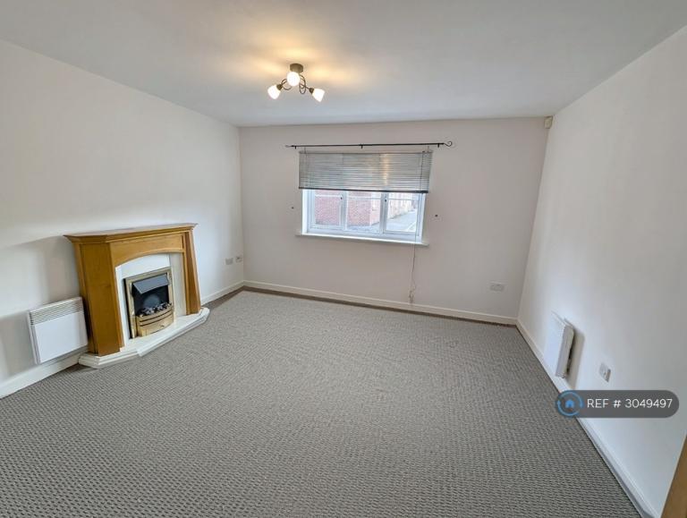 Flat Catherine Street in Widnes