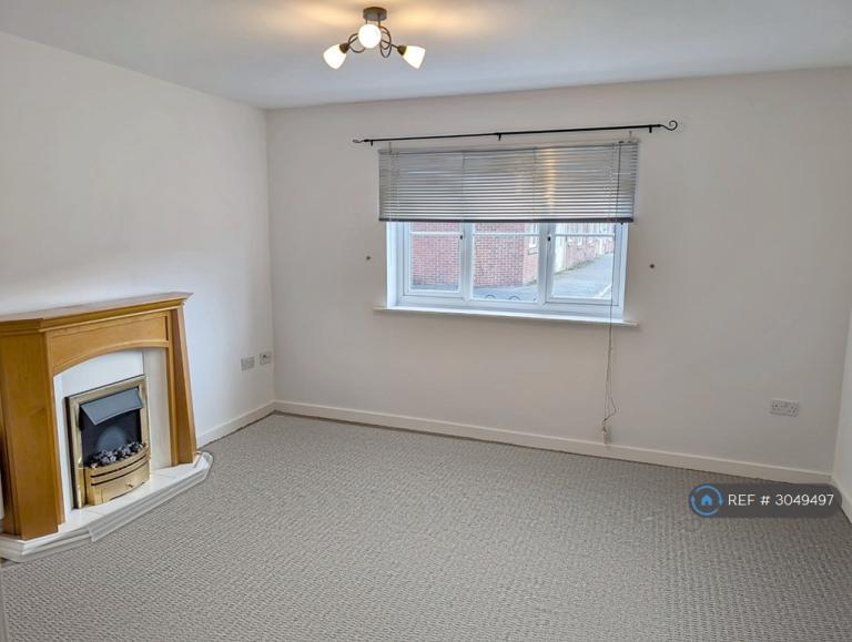 Flat Catherine Street in Widnes