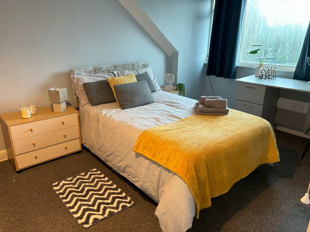 Room Albany Street in Hull
