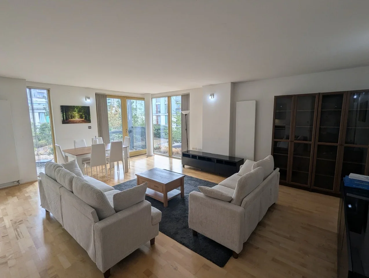 Flat West Parkside in Greater London