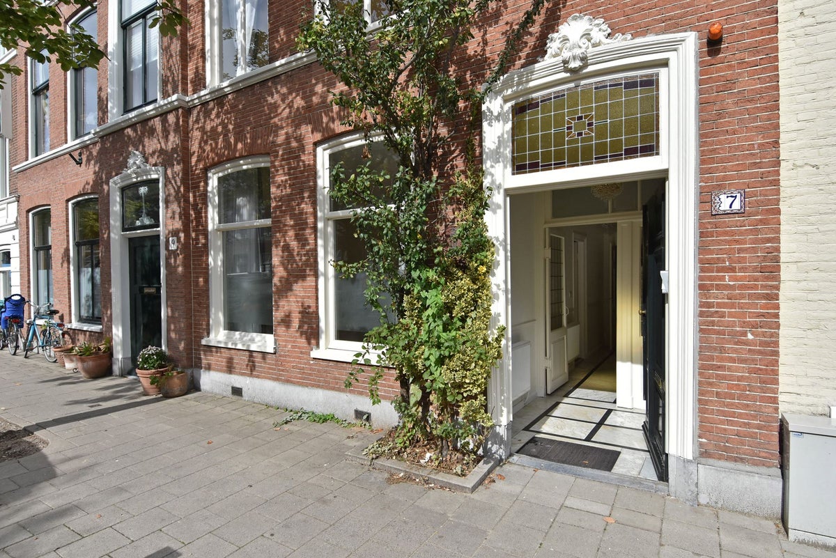 Woonhuis aan de Soendastraat in Den Haag