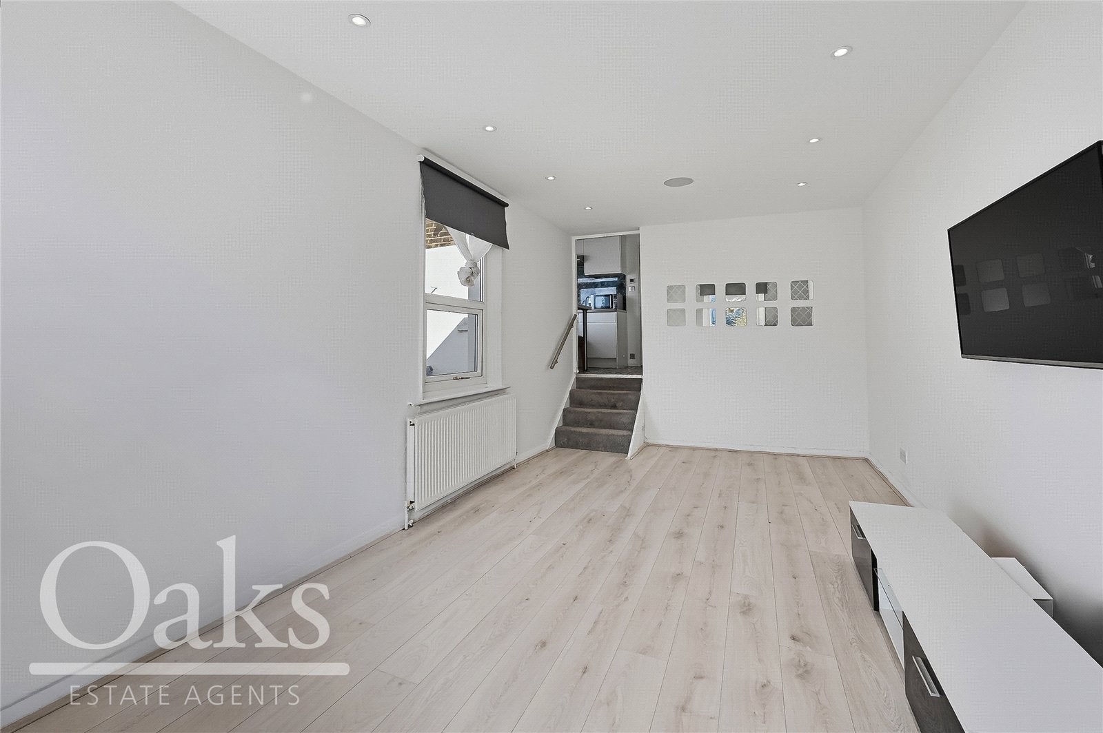 Flat Birchanger Road in Greater London